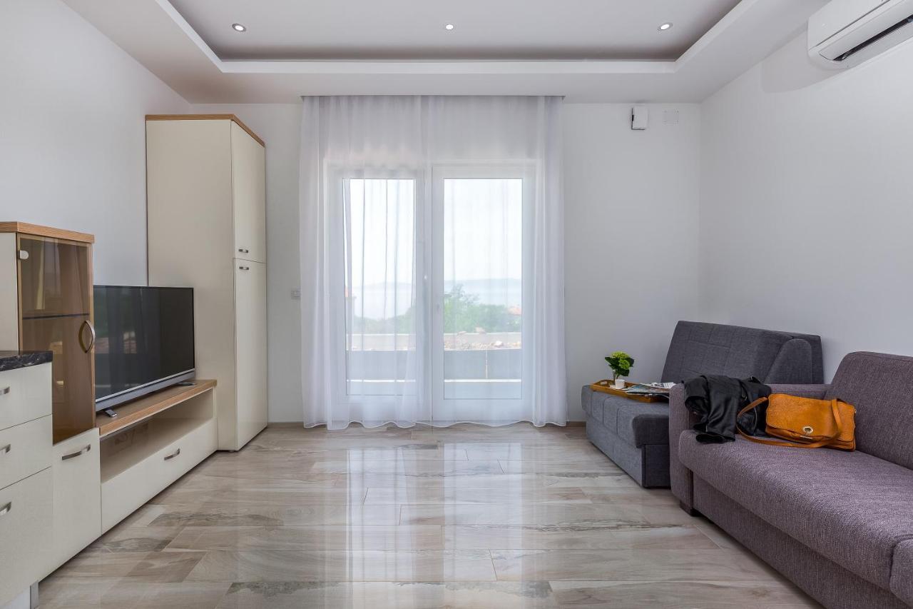 Luxury Apartments Kostrena With Pool 2 المظهر الخارجي الصورة
